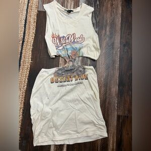 Forever 21 Cream Wild West Graphic Tee